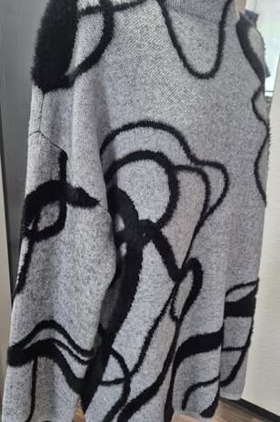 Pulli “ Tom Tailor “ Größe OS (38-40/42) in Grau/Schwarz gemustert oversized geschnitten