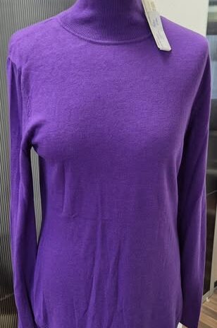 Rolli “ Esprit “ Größe M in Lila NEU!