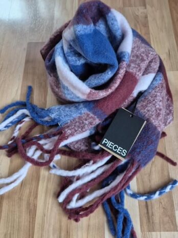 Schal “ Pieces “ Größe OS in Weinrot/Blau/Beige kariert NEU!