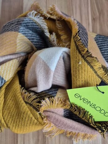 Schal “ Even & Odd “ Größe OS in Curry/Beige/Schwarz kariert NEU!