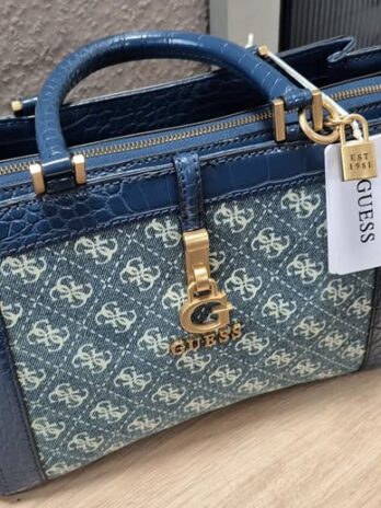 Tasche “ Guess “ in Jeansblau NEU! Breite ca 30cm Höhe ca 23cm