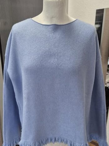 Pulli “ JOL “ Größe 38/40 in Hellblau