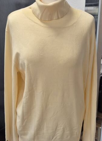 Rolli “ EverMe “ Größe L in Vanillegelb 70% Viscose