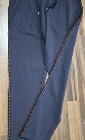 JoggPants “ Sa.Hara “ Größe M in Dunkelblau NEU! elastischer Bund