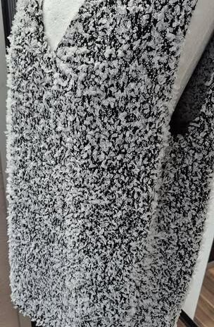 Pullunder “ Cos “ Größe L in Schwarz/Weiß gemustert