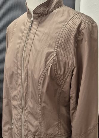 Jacke “ Betty Barclay “ Größe 36 in Mocca