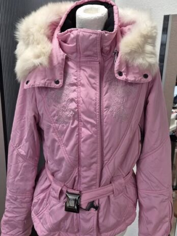 Jacke “ Sportalm “ Größe 40 in Rosa Kapuze und Pelzbesatz abnehmbar