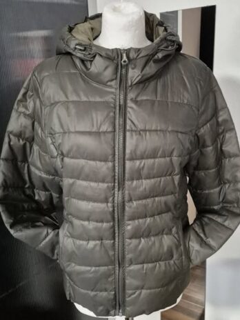 Steppjacke “ Only “ Größe M in Olivgrün
