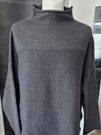 Pulli “ Please “ Größe 38 in Anthrazitgrau 50% Viscose