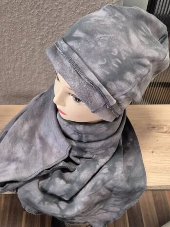 Beanie&Dreieckstuch “ Handarbeit “ in Grau/Olivgrün/Camouflage NEU! warmer Innenstoff