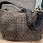 Tasche “ Aigner “ in Braun/Schwarz Breite ca 42cm Höhe ca 27cm