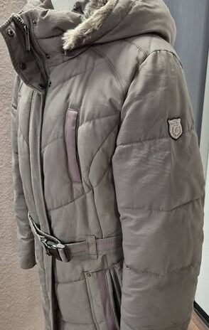 Steppjacke “ S. Oliver “ Größe 40 in Schlamm abnehmbare Kapuze