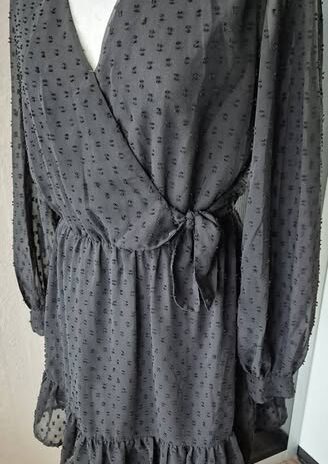 Kleid “ Only “ Größe 36 in Schwarz