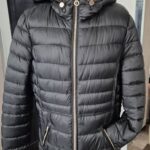 Steppjacke mit Kapuze “ S. Oliver “ Größe 40 in Schwarz
