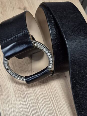 Gürtel “ Jones “ Länge ca 90cm in Schwarz/Silber/Leder