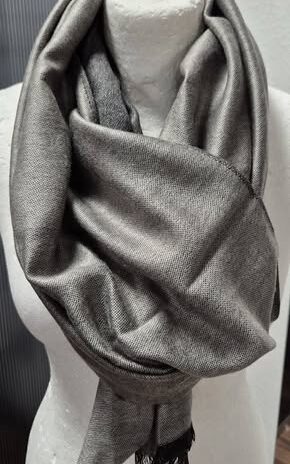 Pashmina “ Made in Italy “ Größe OS in Anthrazitgrau 100% Viscose