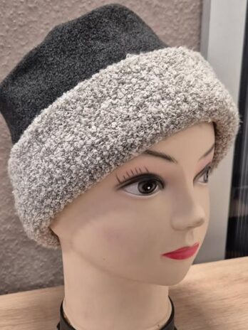 Haube “ Made in Italy “ Größe OS in Anthrazitgrau/Hellgrau Fleece 50% Schurwolle