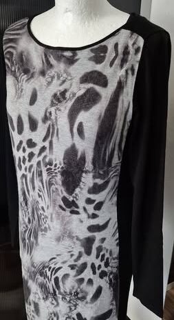 Strickkleid “ Luisa Cerano “ Größe 36 in Schwarz/Schlamm/Animalprint Viscose