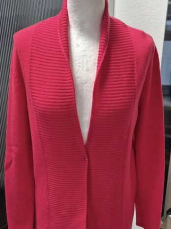 Strickweste “ Made in Italy “ Größe 36 in Pink verschlusslos 100% Wolle