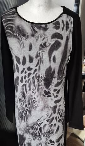 Strickkleid “ Luisa Cerano “ Größe 36 in Schwarz/Schlamm/Animalprint Viscose