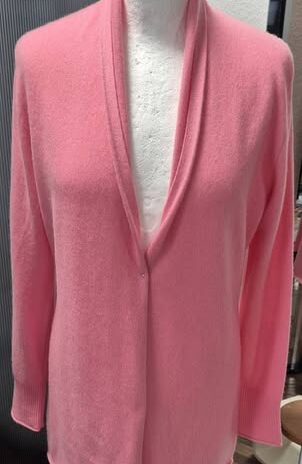 Strickweste “ Esisto “ Größe 36 in Coralle verschlusslos 100% Cashmere NEU!