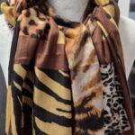 Schal “ Made in Italy “ Größe OS in Braun/Schwarz/Curry/Animalprint gemustert 50% Viscose 50% Baumwolle