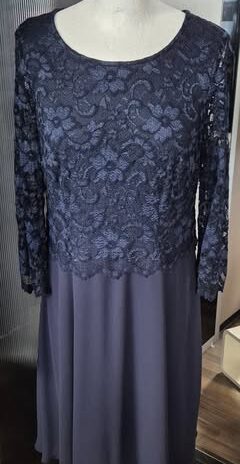 Kleid “ Joseph Ribkoff “ Größe 38 in Dunkelblau/Spitze