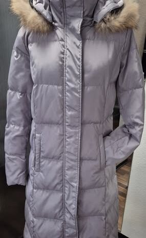 Steppmantel “ Bingdao “ Größe 36 in Hellgrau abnehmbare Kapuze