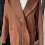 Jacke mit Kapuze “ Made in Italy “ Größe 38 in Cognac