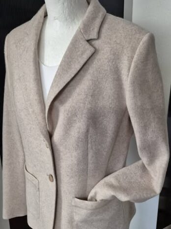 Blazer “ White Label “ Größe 40 in Beige 70% Wolle