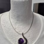 Kette “ Bijou Brigitte “ in Silber/Lila Stein