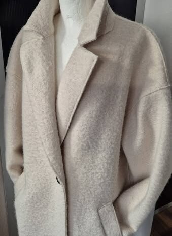 Mantel “ Zara “ Größe L/XL in Offwhite