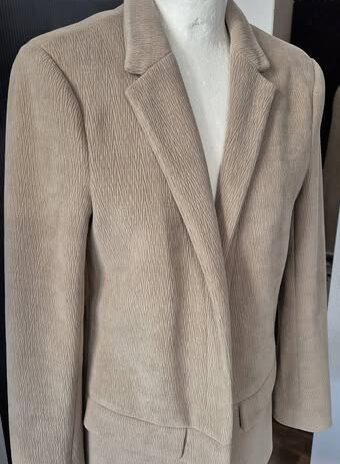 Blazer “ Yaya Women “ Größe 38 in Beige verschlusslos