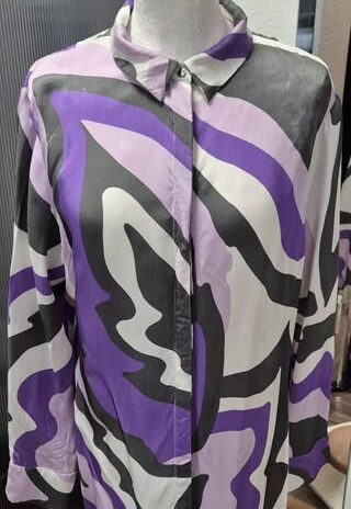 Bluse “ Jones “ Größe 42 in Lila/Grau/Rosa/Offwhite gemustert 100% Viscose