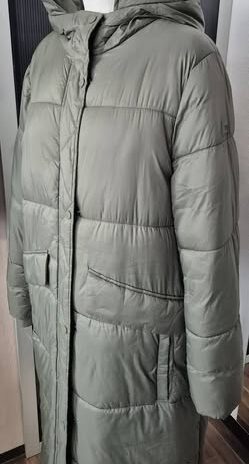 Steppmantel mit Kapuze “ EDC “ Größe 44 in Olivgrün