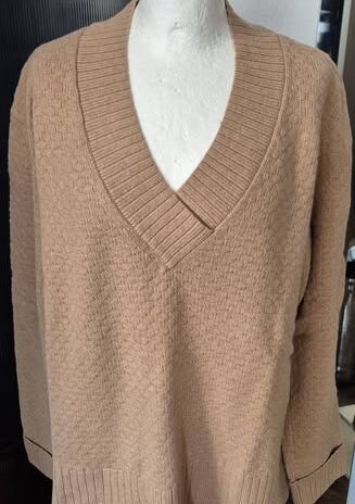 Pulli “ Esprit “ Größe 46/48 in Camel