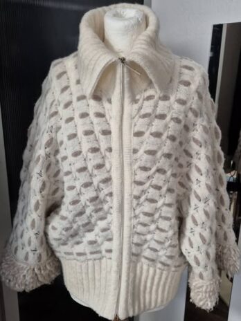 Strickweste “ Marccain “ Größe 38 (N3) in Offwhite/Beige 45% Wolle 30% Alpaka