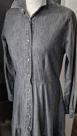 Jeanskleid “ Carrera “ Größe 36 in Anthrazitgrau 100% Baumwolle