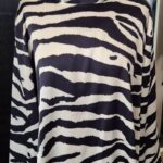 Bluse “ Comma “ Größe 44 in Dunkelblau/Offwhite gemustert