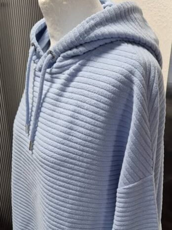 Hoodie “ S. Oliver “ Größe 38 in Hellblau 38% Baumwolle