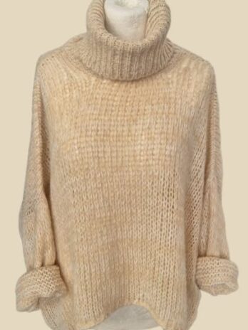 Grobstrickrolli “ NYM Italy “ Größe OS (38-40/42) in Beige/Offwhite gemustert 7% Wolle 7% Viscose