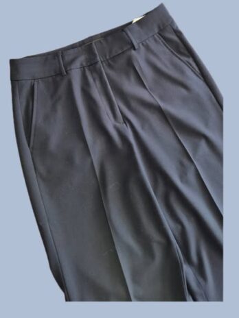 Hose “ Cambio “ Größe 38 in Dunkelblau weites Bein 29% Viscose