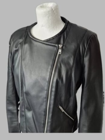 Jacke “ Zara “ Größe 36 in Schwarz/Kunstleder