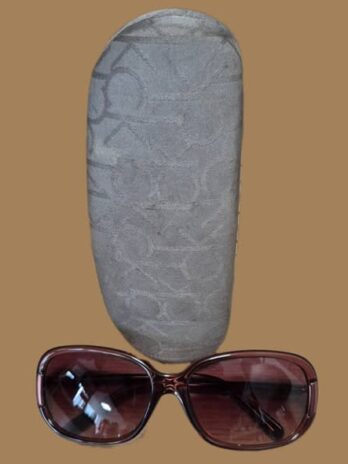 Sonnenbrille mit Etui “ Calvin Klein “ in Braun