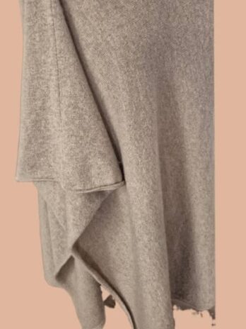 Poncho “ Gobi “ Größe 38/40 in Mocca 100% Organic Cashmere