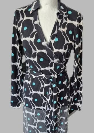 Wickelkleid “ Diane von Fürstenberg “ Größe 36 in Schwarz/Türkis/Hellgrau gemustert 100% Seide