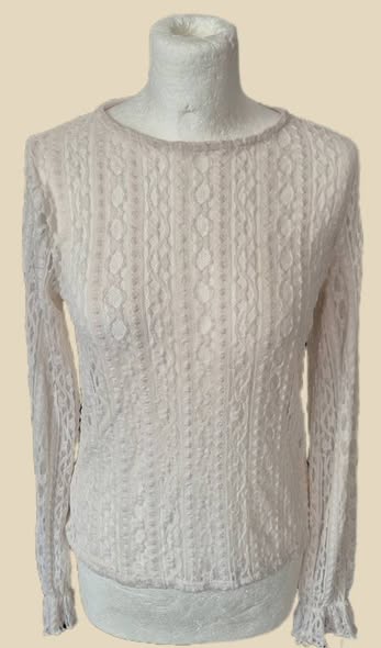 Shirt “ S. Oliver “ Größe 36 in Offwhite/Spitze