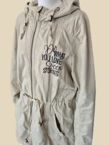 Parka mit Kapuze “ Soccx “ Größe 40 in Beige/Schwarz/Print/Pailletten 70% Baumwolle