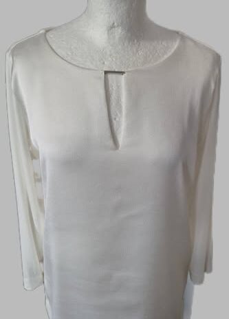 Bluse “ Hugo Boss “ Größe 36 in Offwhite 99% Viscose