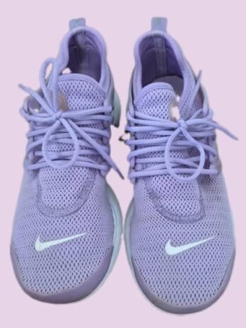 Sneakers “ Nike Air “ Größe 38 in Flieder